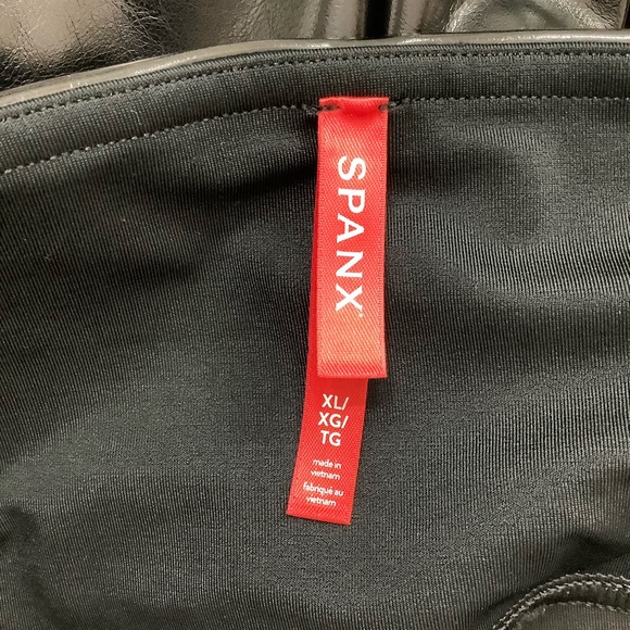 Spanx Leather Coated Shiny Skinny Pants - Picture 5 of 10